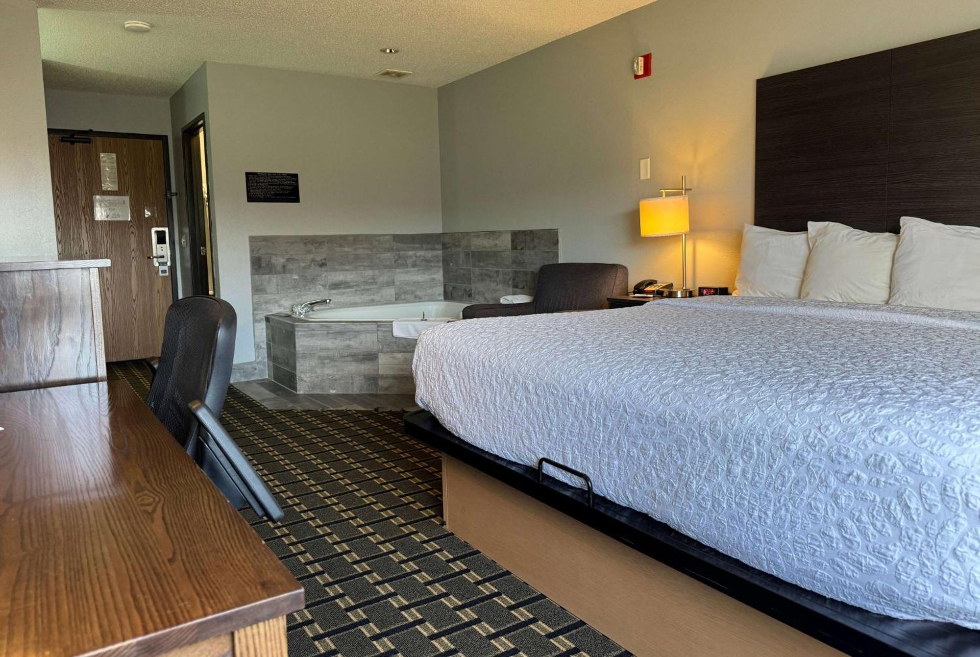Americinn By Wyndham Columbus Wisconsin Eksteriør billede